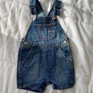 Denim baby gap overalls 6-12mo